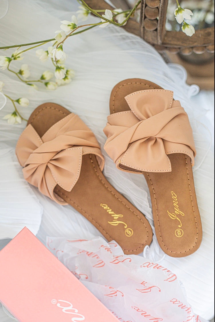 Knotted Sandals Peach - SURELYMINE